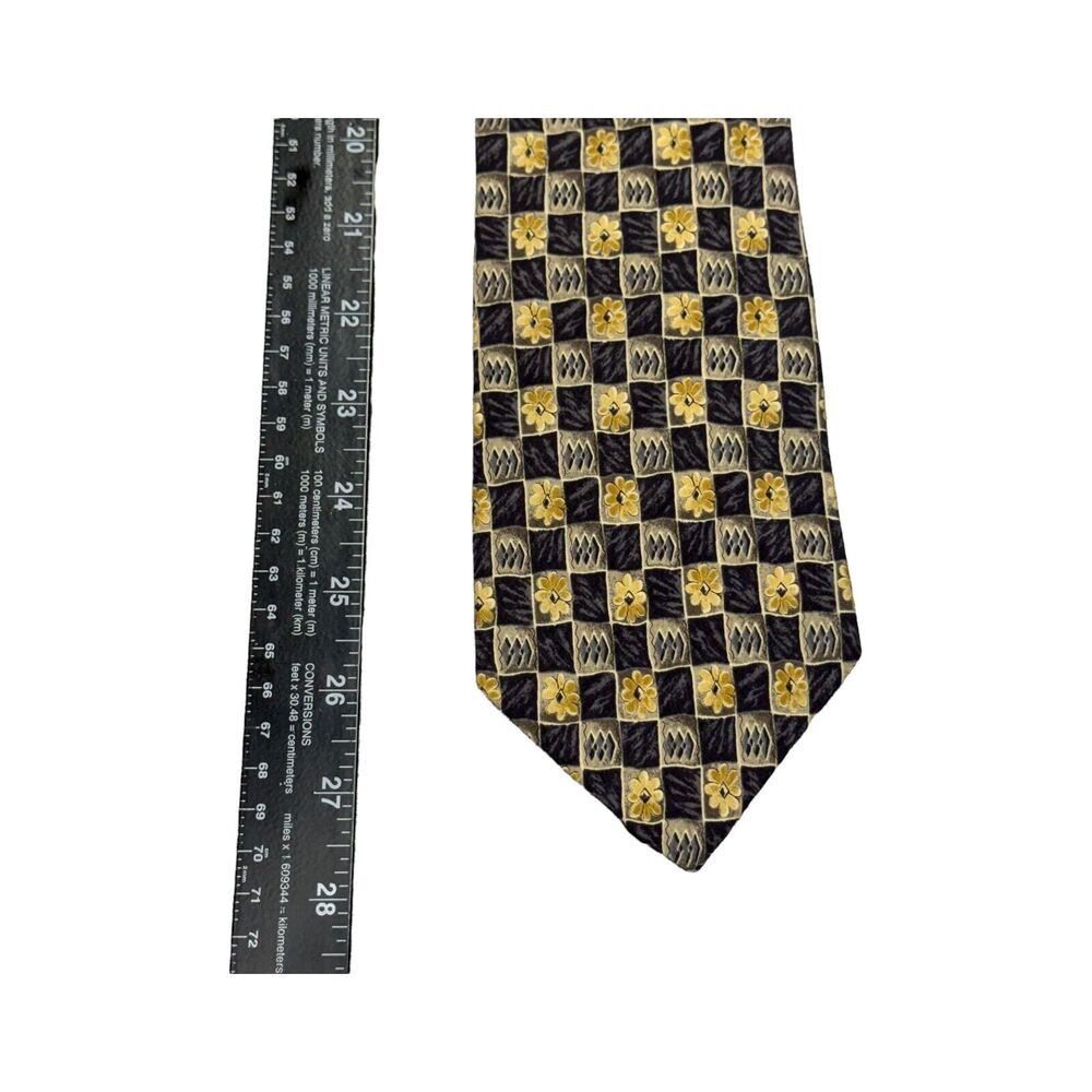 Geoffrey Beene Mens Necktie 100% Silk Black Gold Floral Checkered Classic Formal - Picture 6 of 6